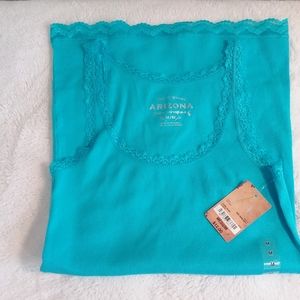 Arizona Tank top size Medium Bundle of 6 colors